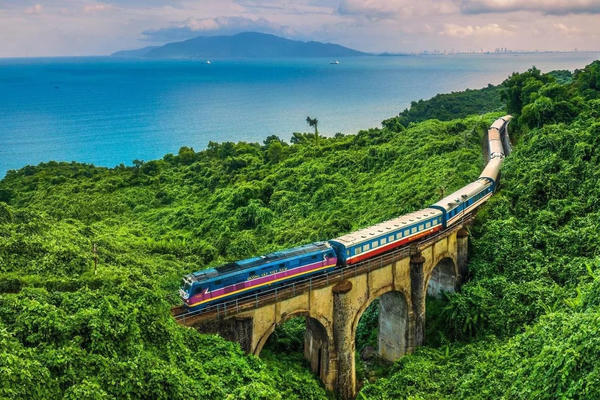 Đẩy nhanh tiến độ giải phóng mặt bằng Dự án đường sắt Lào Cai - Hà Nội - Hải Phòng