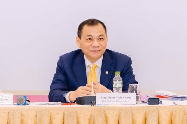 pham_nhat_vuong.jpg